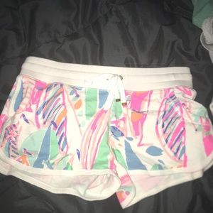 Lilly Pulitzer Chrissy Shorts in“Out to Sea”print